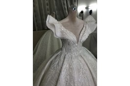 مزون لباس عروس آنتیک در مشهد