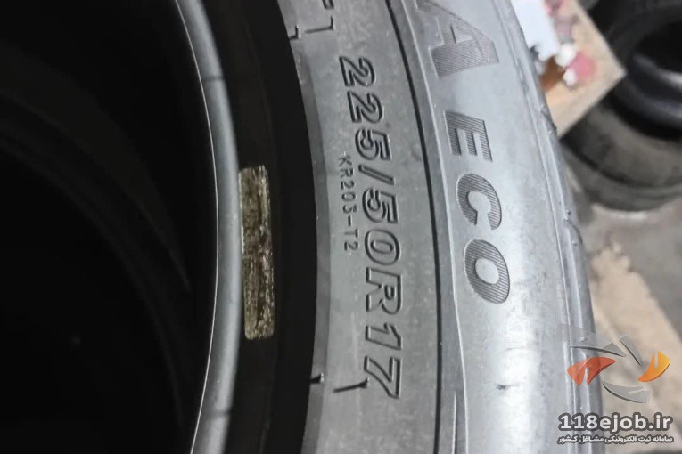 انبار لاستیک استوک توحید در سنگر