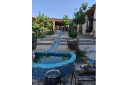 اقامتگاه بومگردی گیناش در شهرکرد