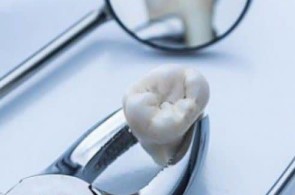 بهترین مطب دندانپزشکی در تهران - مطب دندانپزشکی دکتر بهروز فرجی در تهران