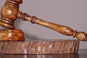 دفتر وکالت زهره وطن دوست در قم - بهترین دفتر وکالت در قم